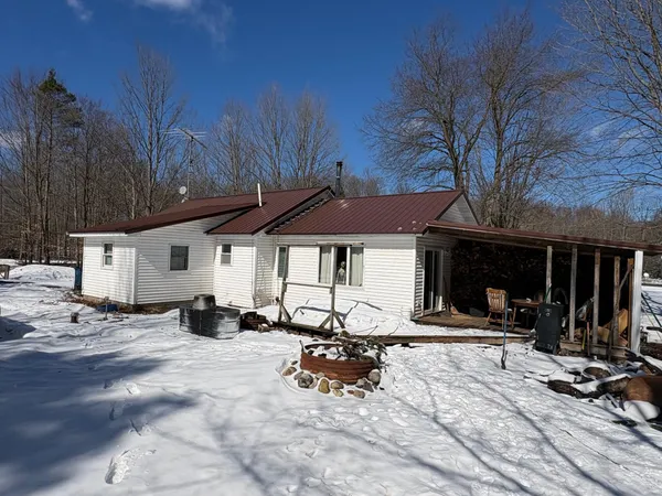 $281,000 | 9891 Glovers Lake Road, Bear Lake, MI 49614