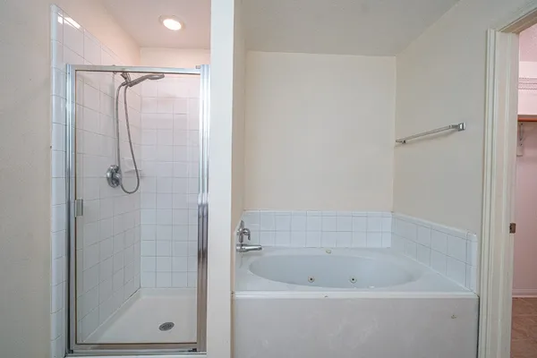 $1,950 | 19538 Narcissus Brook Lane, Cypress, TX 77433