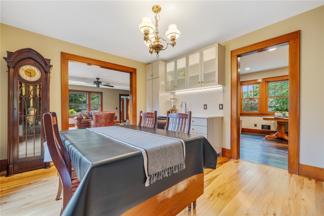 489 Helendale Road Irondequoit, NY 14609 - Photo 22 of 50