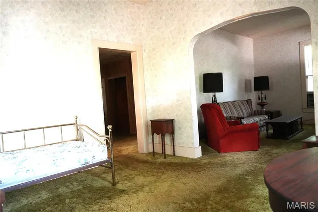 $69,000 | 114 West 2nd S Street, Mount Olive, IL 62069