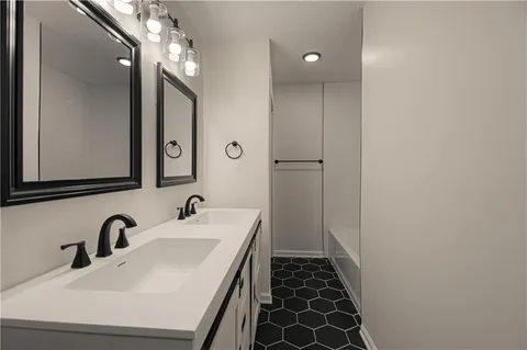 $394,950 | 2742 North 87th Street, Kansas City, KS 66109