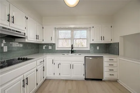 $394,950 | 2742 North 87th Street, Kansas City, KS 66109