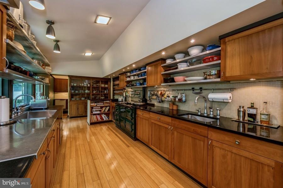 666 Cherry Hill Road Princeton, NJ 08540 - Photo 14 of 38
