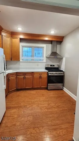 $2,700 | 258 Franklin Street, Bloomfield, NJ 07003