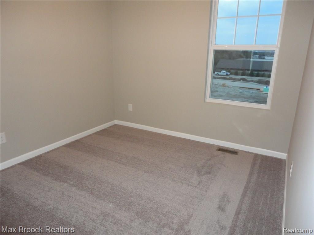 2912 Glenbar Circle, Unit 91 Rochester, MI 48307 - Photo 25 of 40