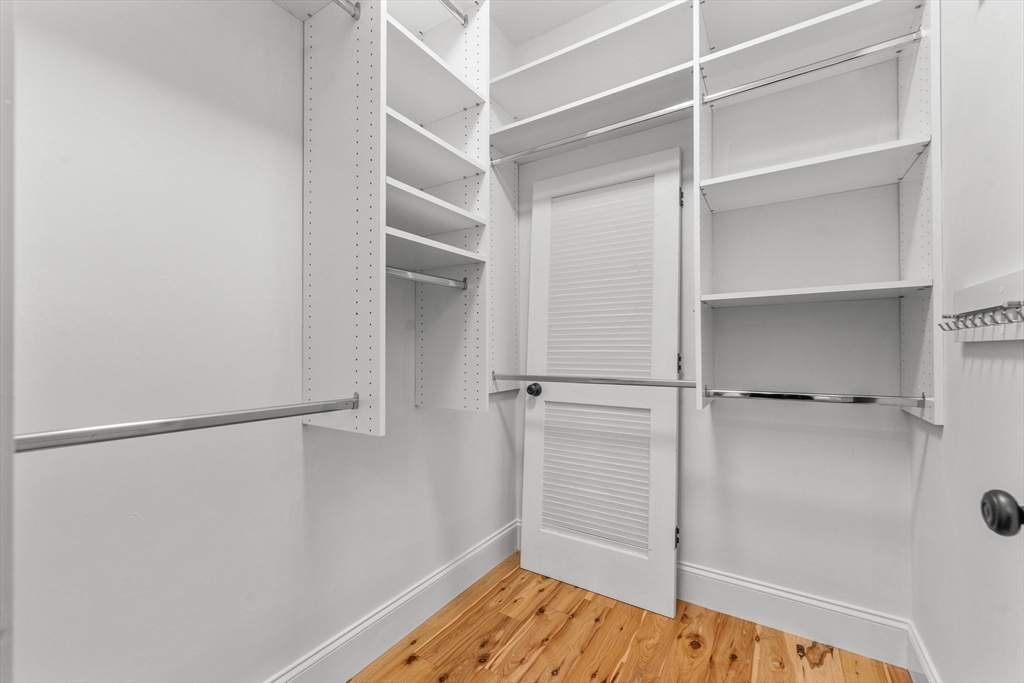 48 Jamaica Road, Unit 3 Brookline, MA 02445 - Photo 20 of 38 Gallery Image 20
