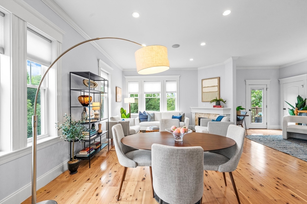 48 Jamaica Road, Unit 3 Brookline, MA 02445 - Photo 10 of 38 Gallery Image 10