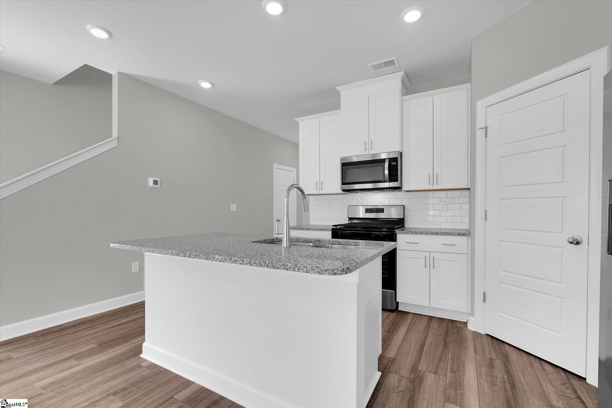 100 Tramore Lane Fountain Inn, SC 29644 - Photo 9 of 28