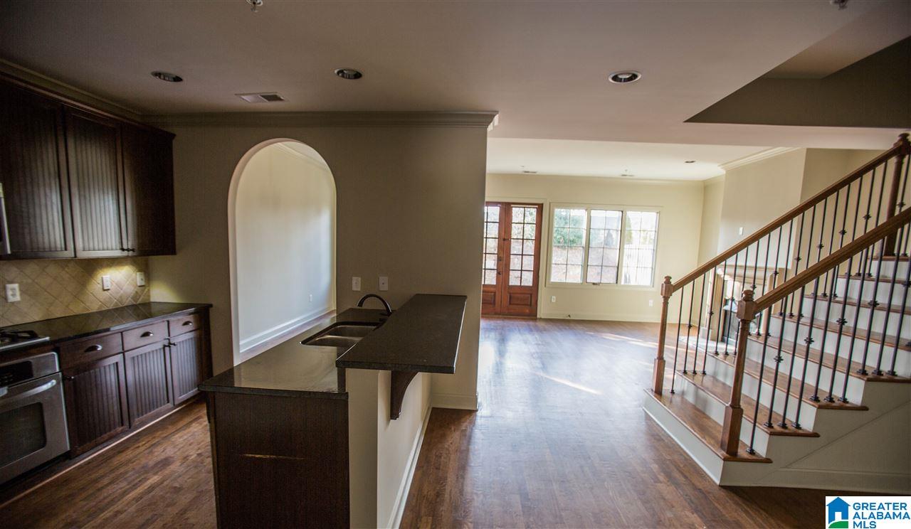 2089 Lancaster Road Homewood, AL 35209 - Photo 4 of 15