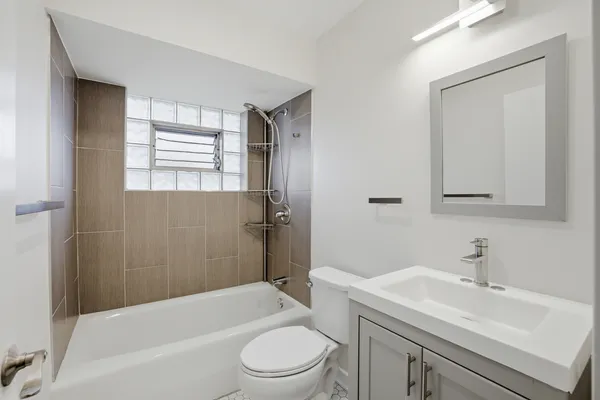$1,650 | 6555 West Belmont Avenue, Unit 3W, Chicago, IL 60634