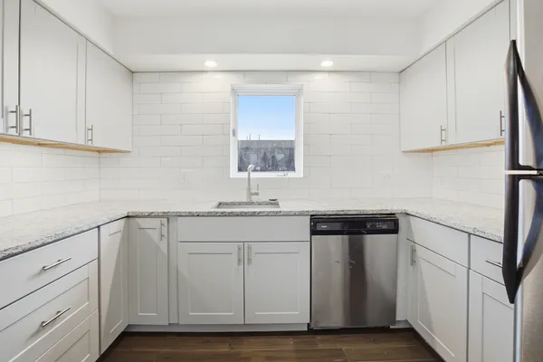 $1,650 | 6555 West Belmont Avenue, Unit 3W, Chicago, IL 60634