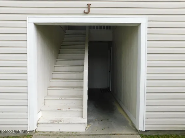 $1,105 | 201 Shipman Road, Unit 37, Havelock, NC 28532