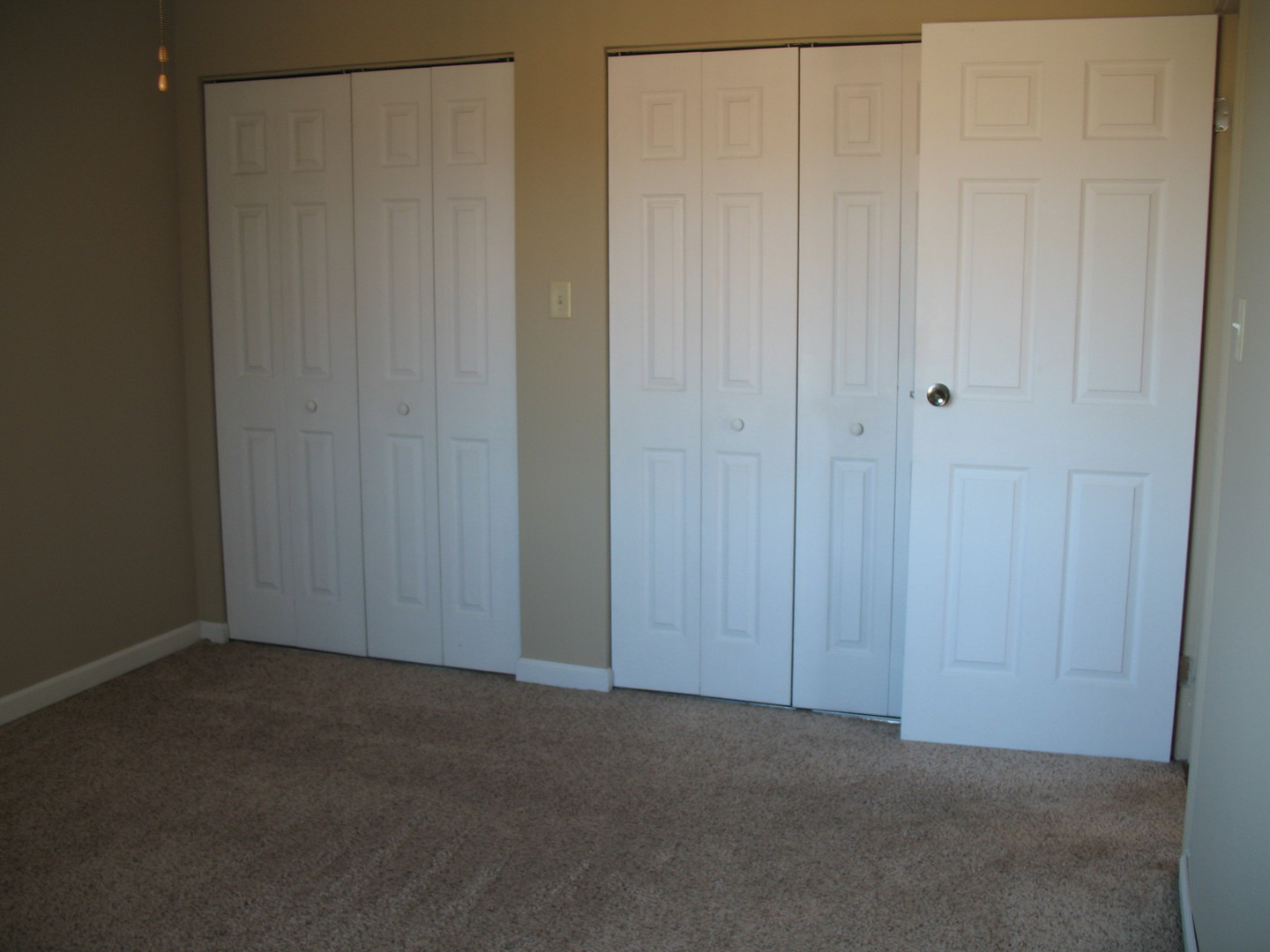 709 65th Street, Unit 5 Westmont, IL 60559 - Photo 11 of 15 a view of an empty room