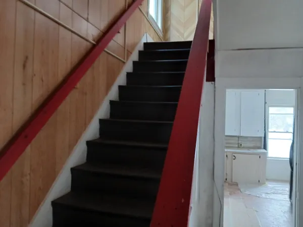 $96,000 | 30 Harlow Hill Road, Mexico, ME 04257