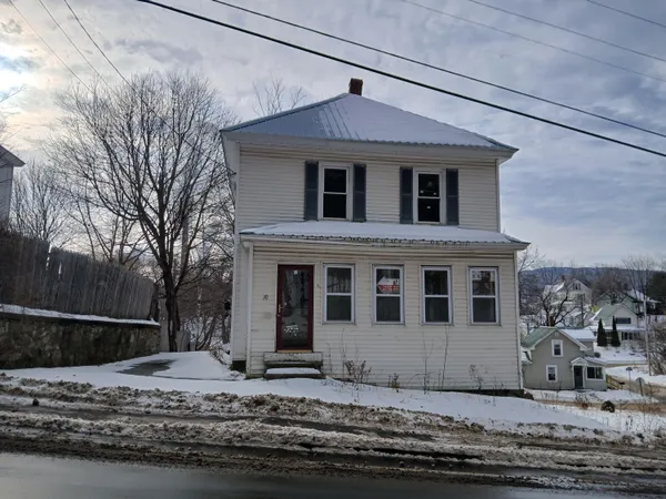 $96,000 | 30 Harlow Hill Road, Mexico, ME 04257