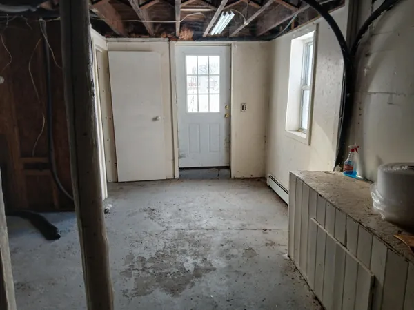 $96,000 | 30 Harlow Hill Road, Mexico, ME 04257