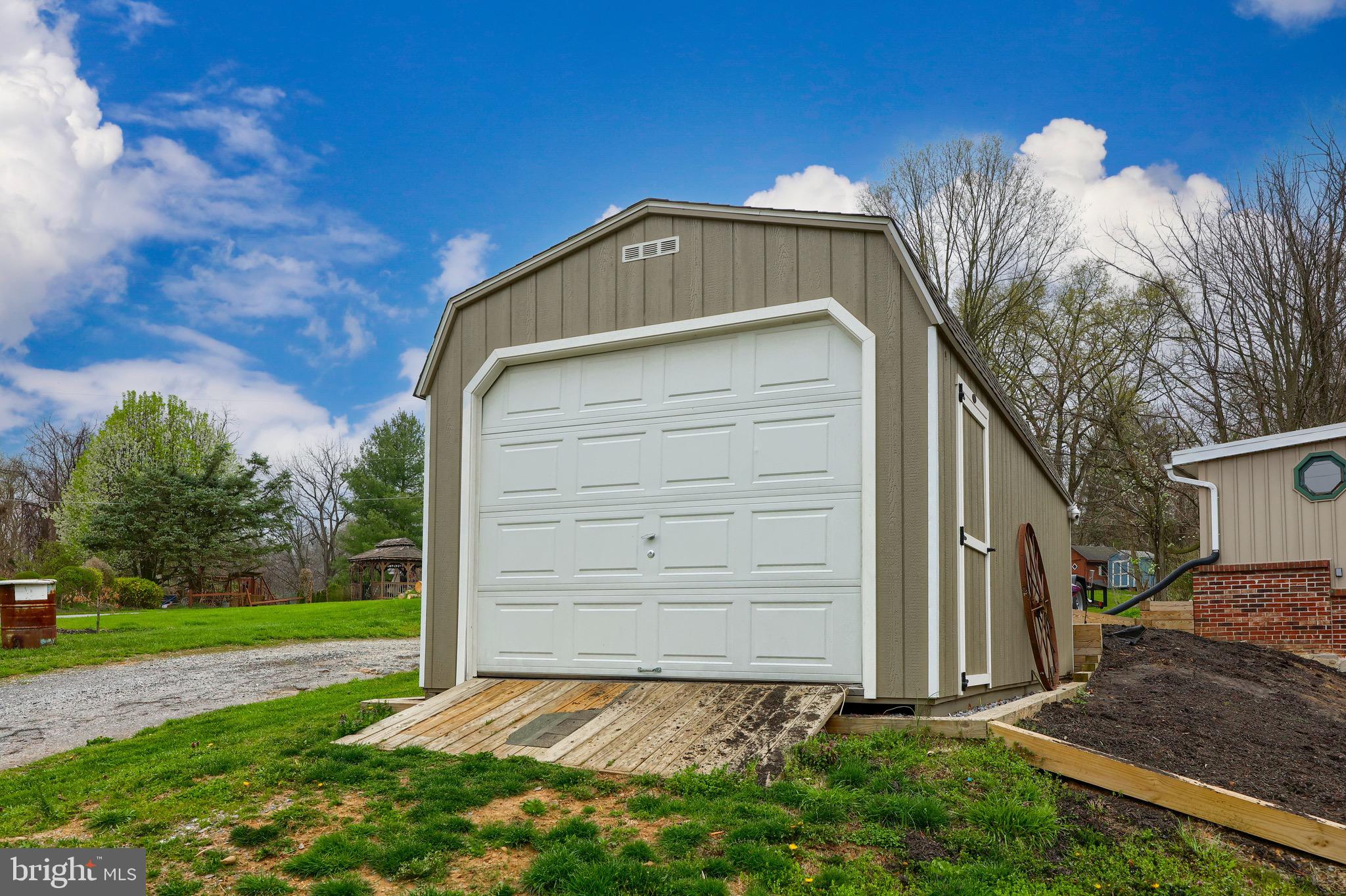 1482 Keener Road Bainbridge, PA 17502 - Photo 13 of 41 Gallery Image 13