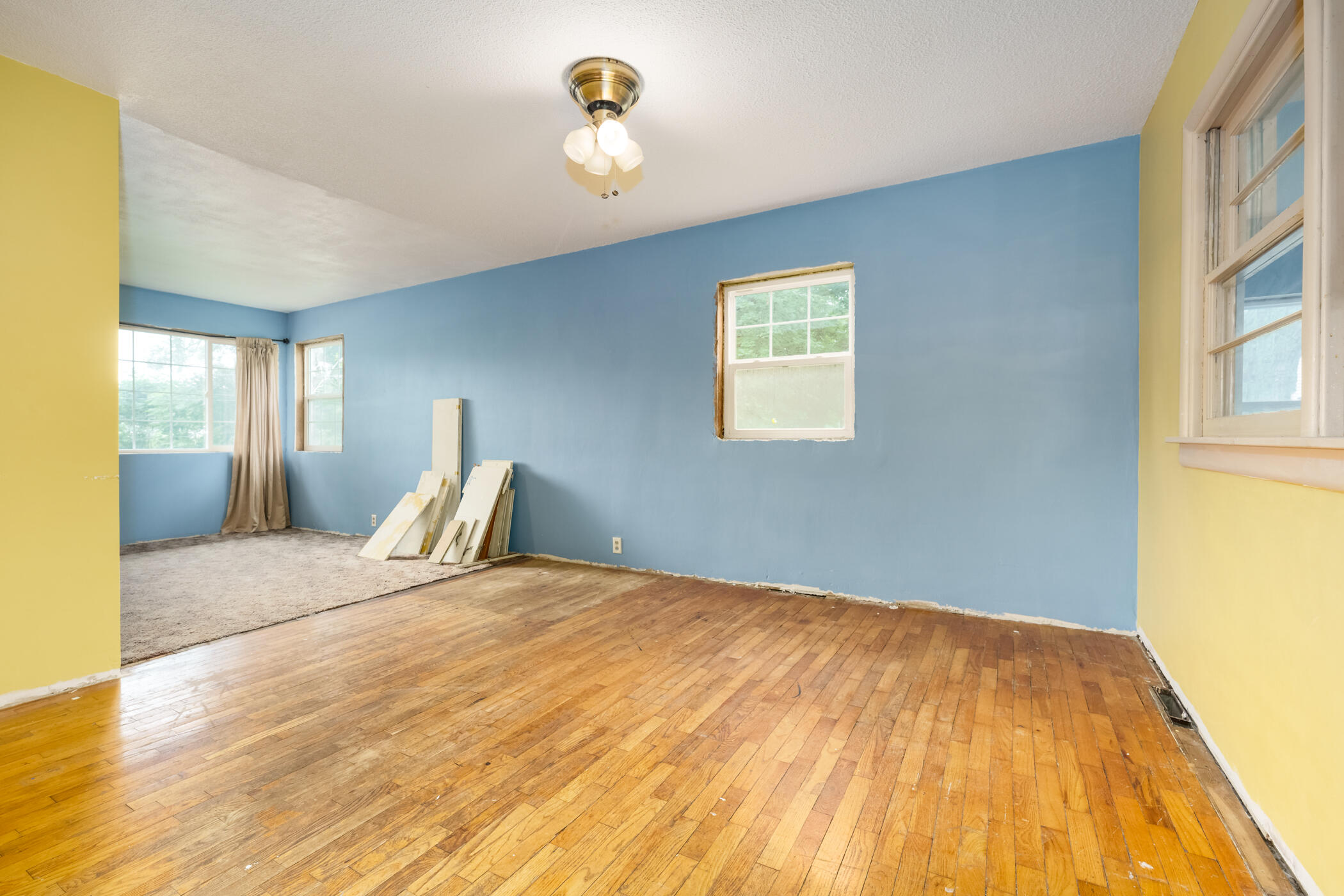 417 East Edgar Bergen Boulevard Decatur, MI 49045 - Photo 6 of 31 LC-Edgar_Bergen_Blvd_E_417_Decatur_49045