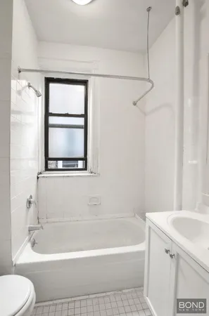 $4,195 | 515 East 87th Street, Unit 5E | Upper East Side