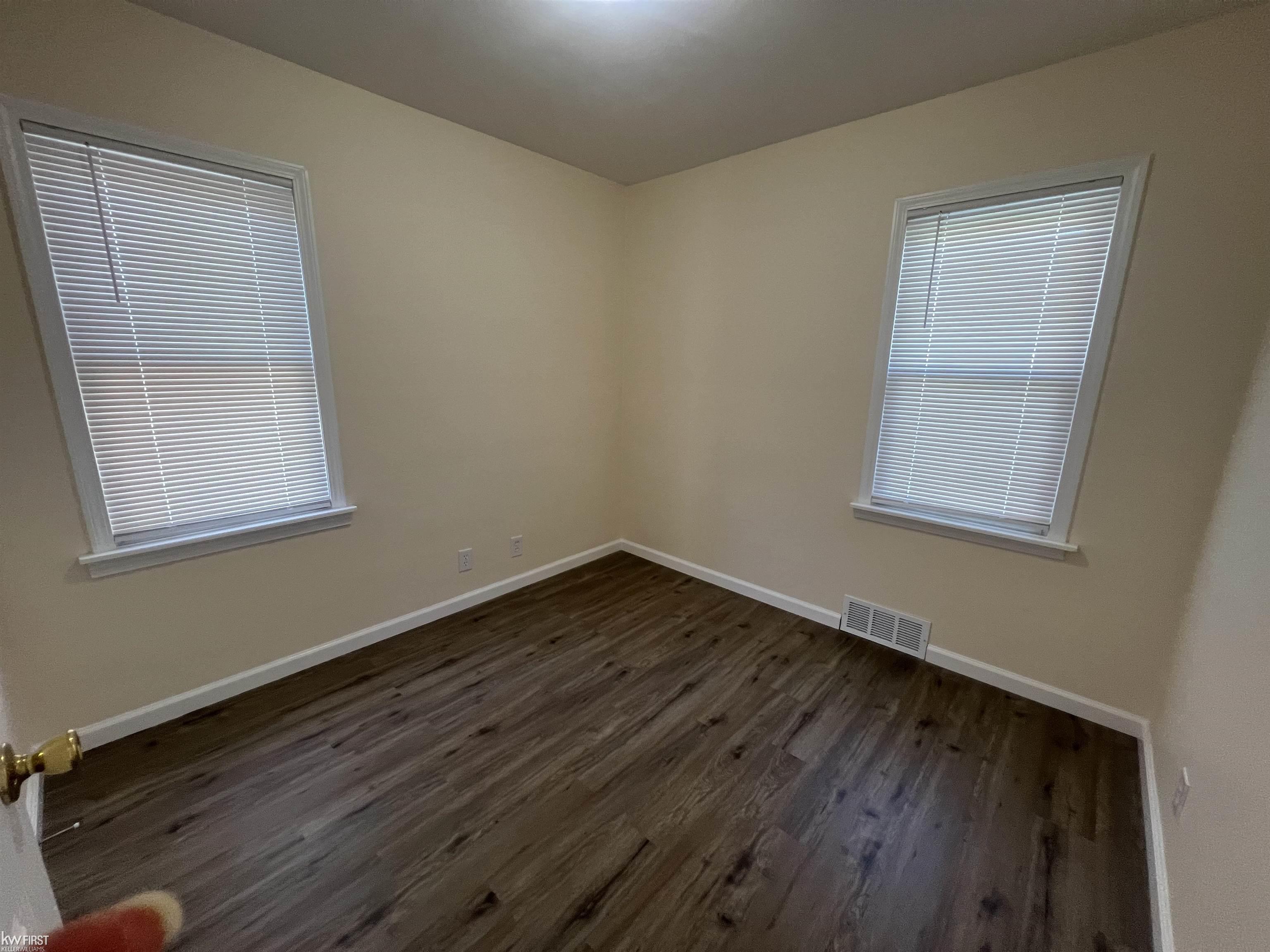 4533 Pengelly Road Flint, MI 48507 - Photo 20 of 22 Gallery Image 20