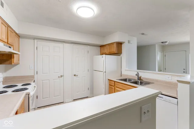 $154,900 | 3082 Wildcat Lane, Indianapolis, IN 46203