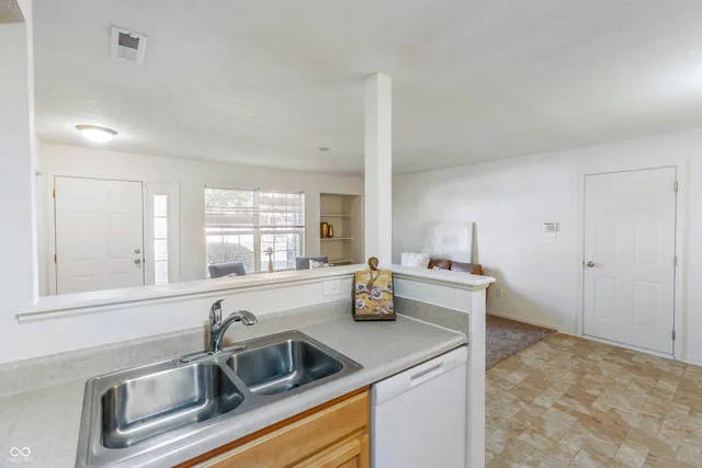 $154,900 | 3082 Wildcat Lane, Indianapolis, IN 46203