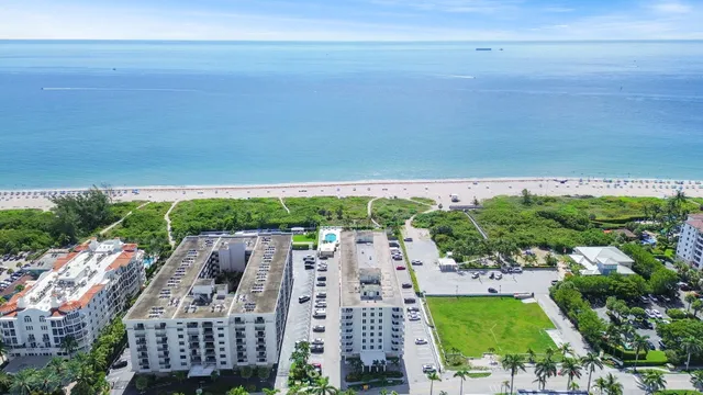 $359,000 | 125 South Ocean Avenue, Unit 303, Palm Beach Shores, FL 33404
