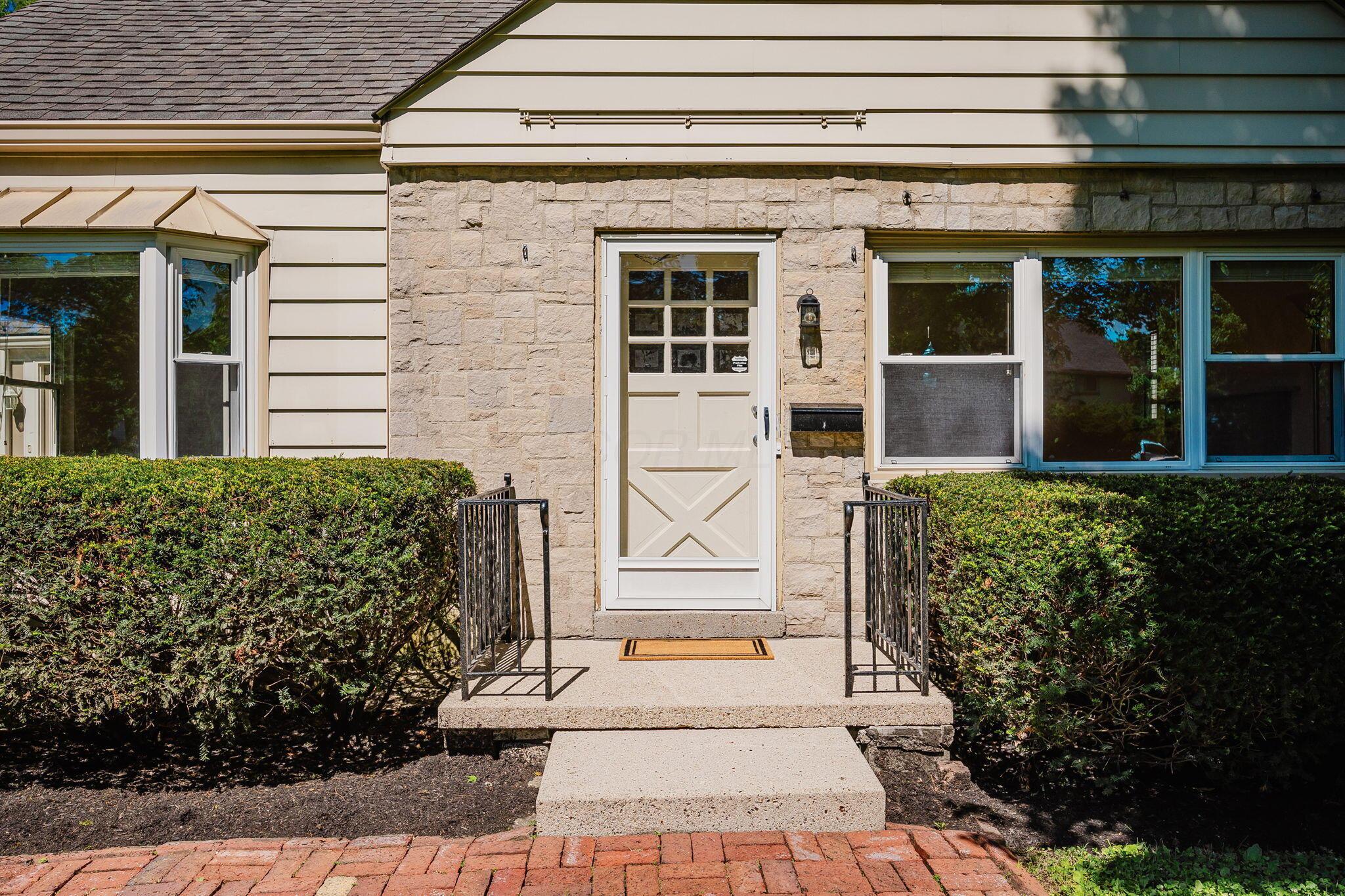 93 North Harding Road Columbus, OH 43209 - Photo 7 of 67