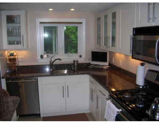 147 Haynes Road Sudbury, MA 01776 - Photo 6 of 23 Gallery Image 6
