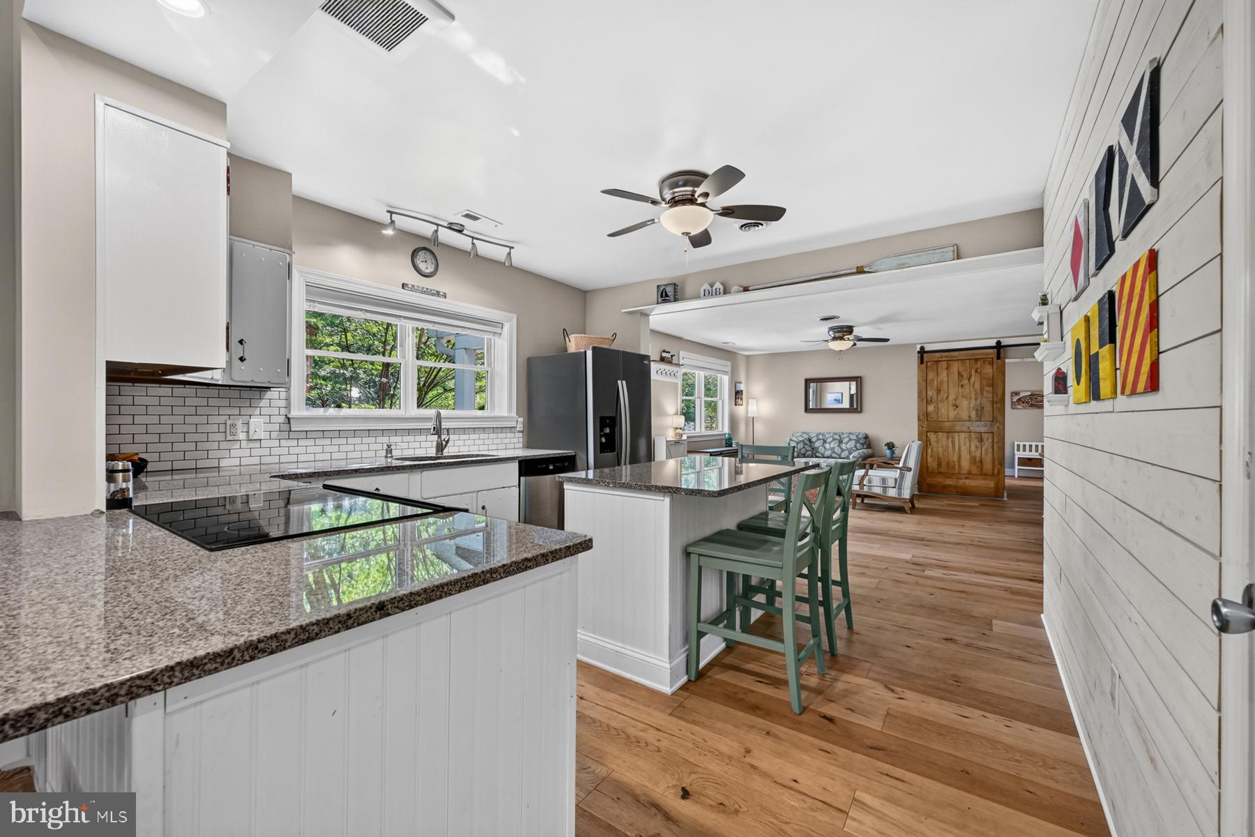 718 Dill Road Severna Park, MD 21146 - Photo 22 of 50 Kitchen has granite counters