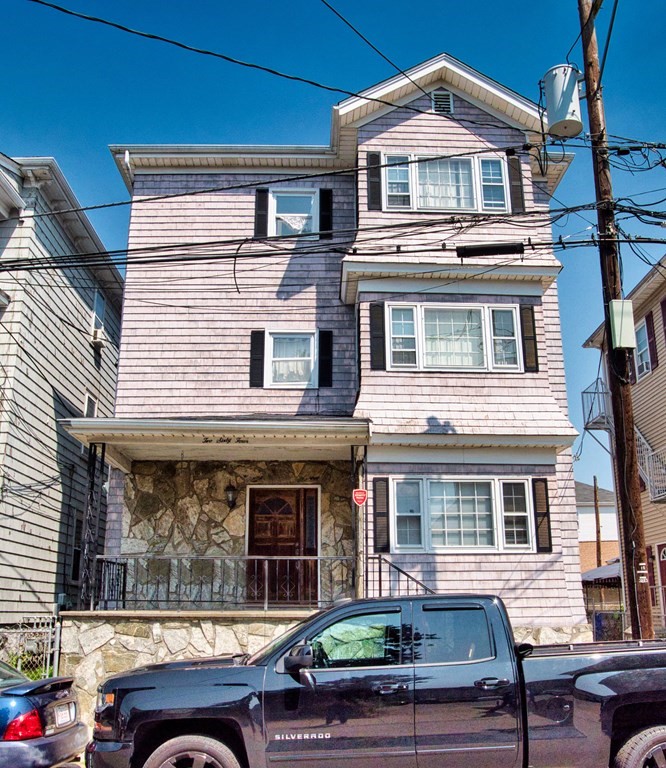 264 Hope Street Fall River, MA 02721 - Photo 1 of 17