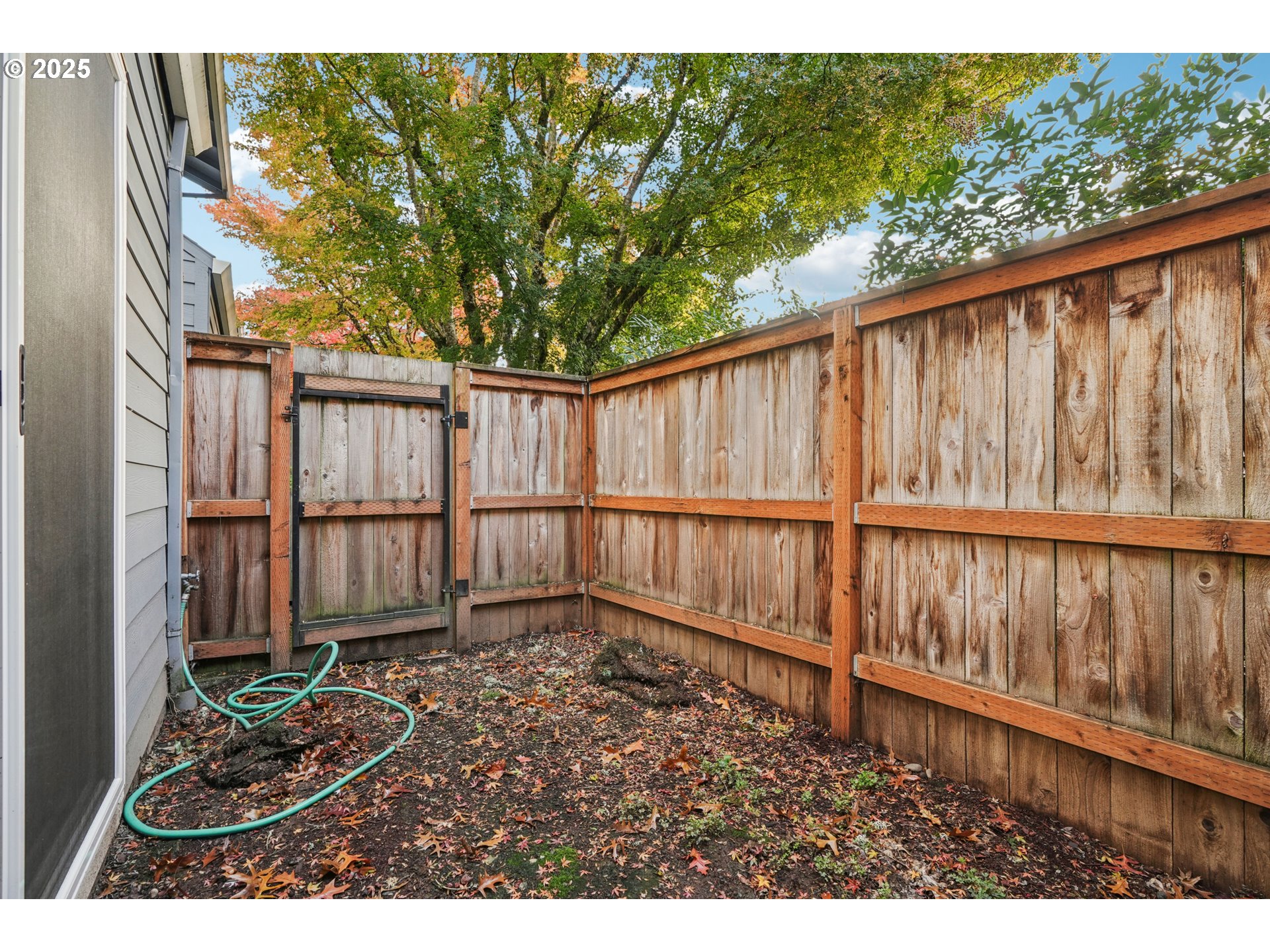 14678 Southwest 106th Avenue Tigard, OR 97224 - Photo 37 of 41 a view of a wooden fence