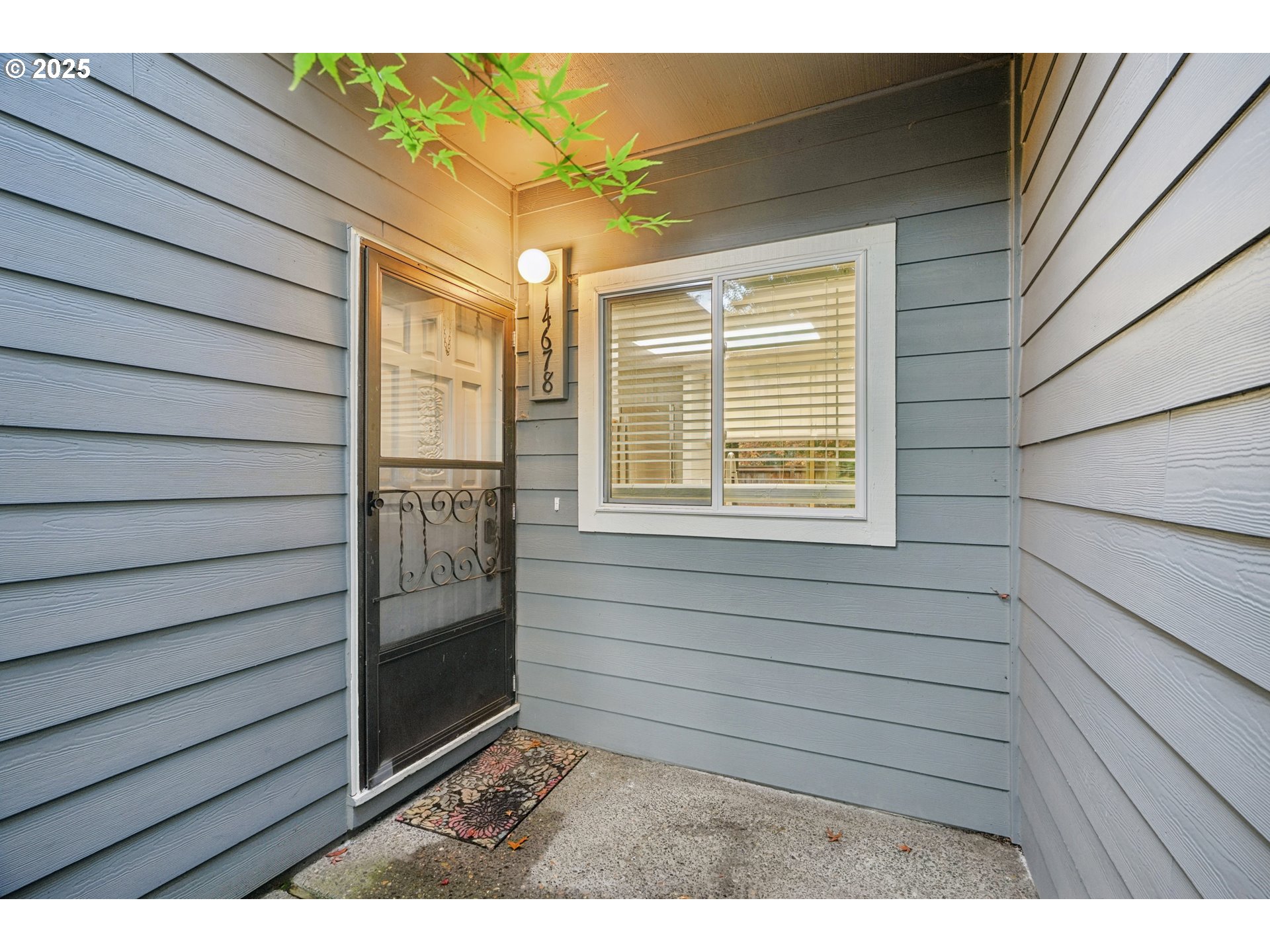 14678 Southwest 106th Avenue Tigard, OR 97224 - Photo 7 of 41 a view of outdoor space and deck