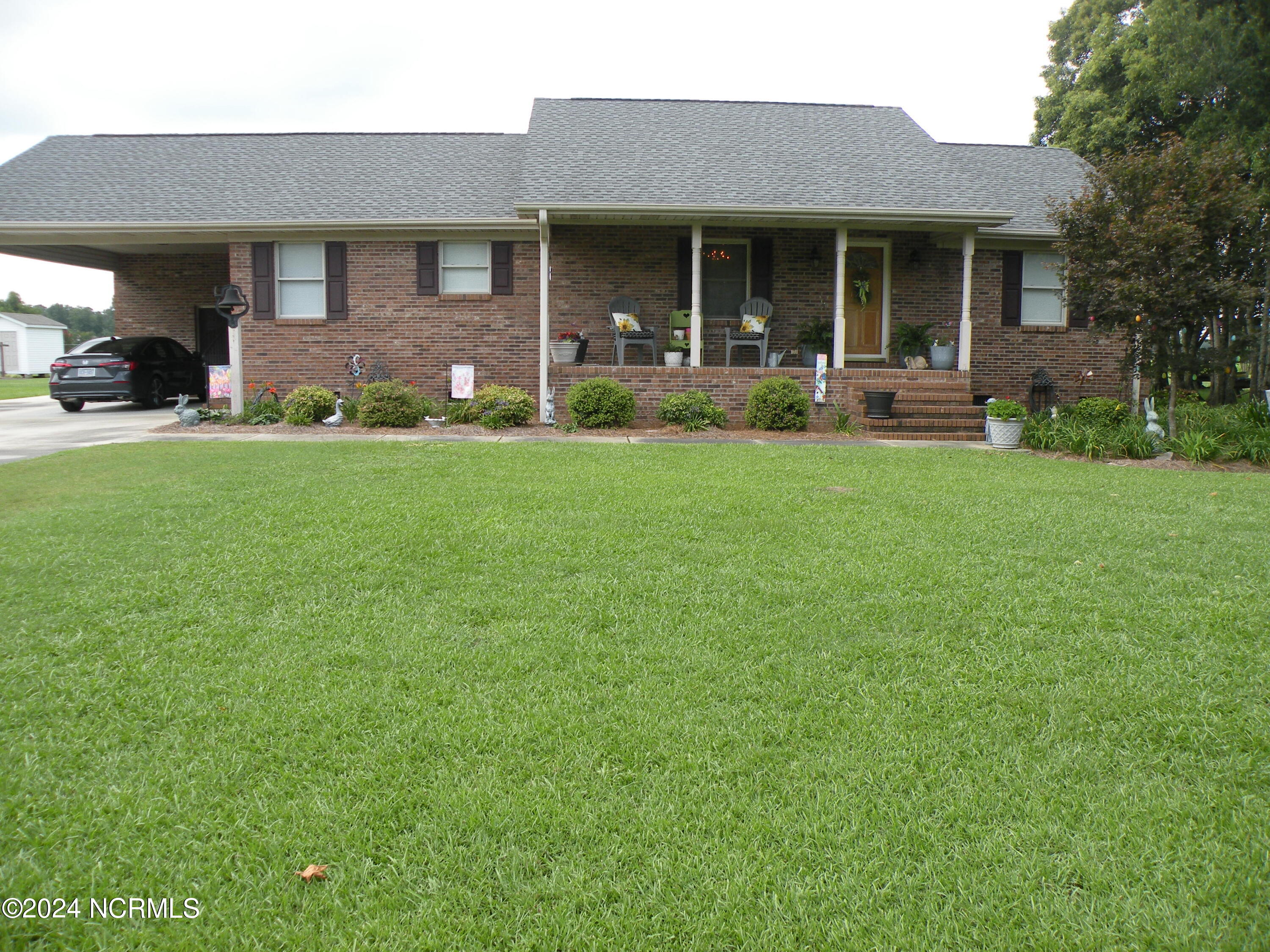451 Tarheel Road Lumberton, NC 28358 - Photo 1 of 28 DSCN0537