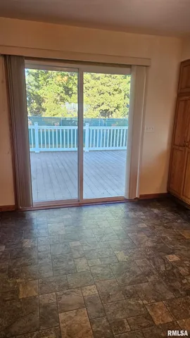 $220,000 | 1205 South Main Street, Lewistown, IL 61542