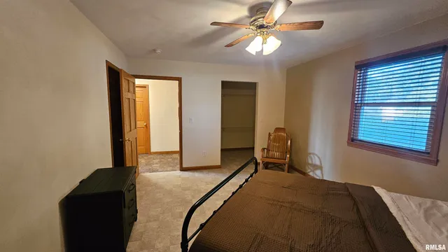 $220,000 | 1205 South Main Street, Lewistown, IL 61542