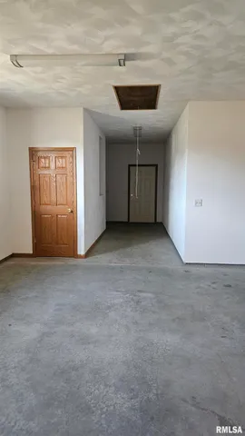 $220,000 | 1205 South Main Street, Lewistown, IL 61542