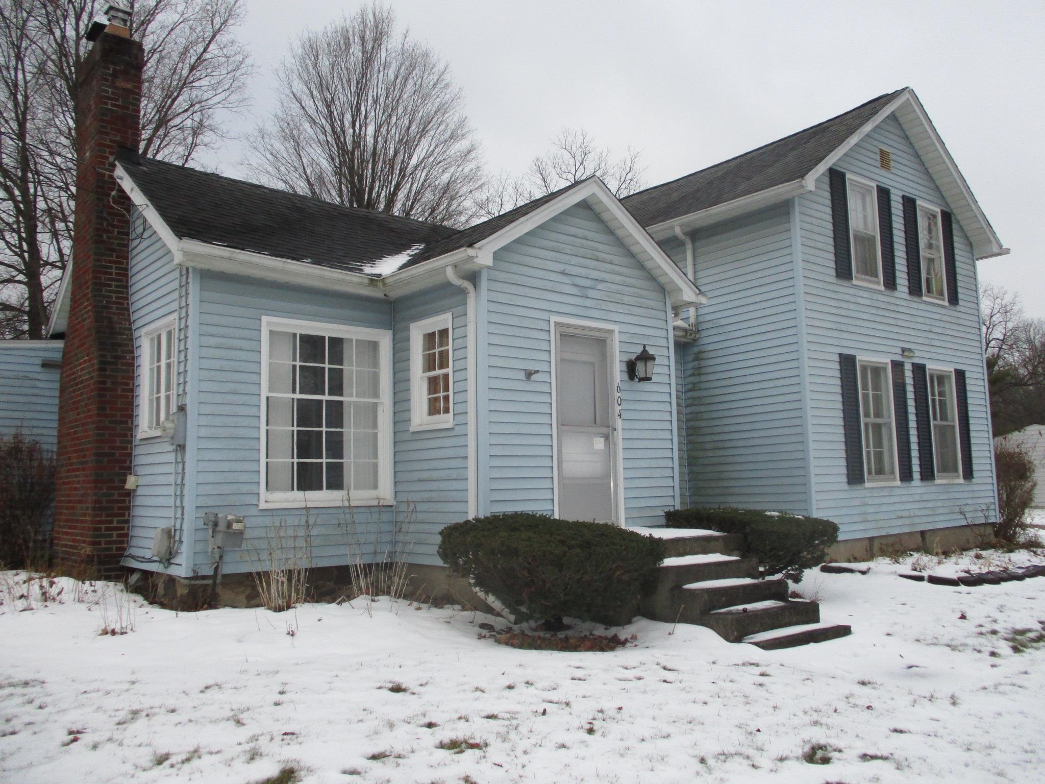 604 East South Holly Road Fenton, MI 48430 - Photo 8 of 24 50089675-7.JPG