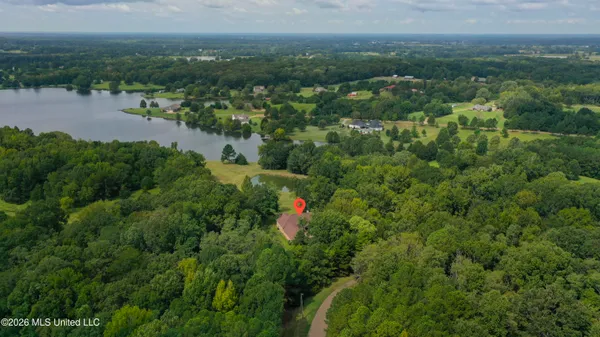 $915,000 | 373 Chapel Hill Road, Flora, MS 39071