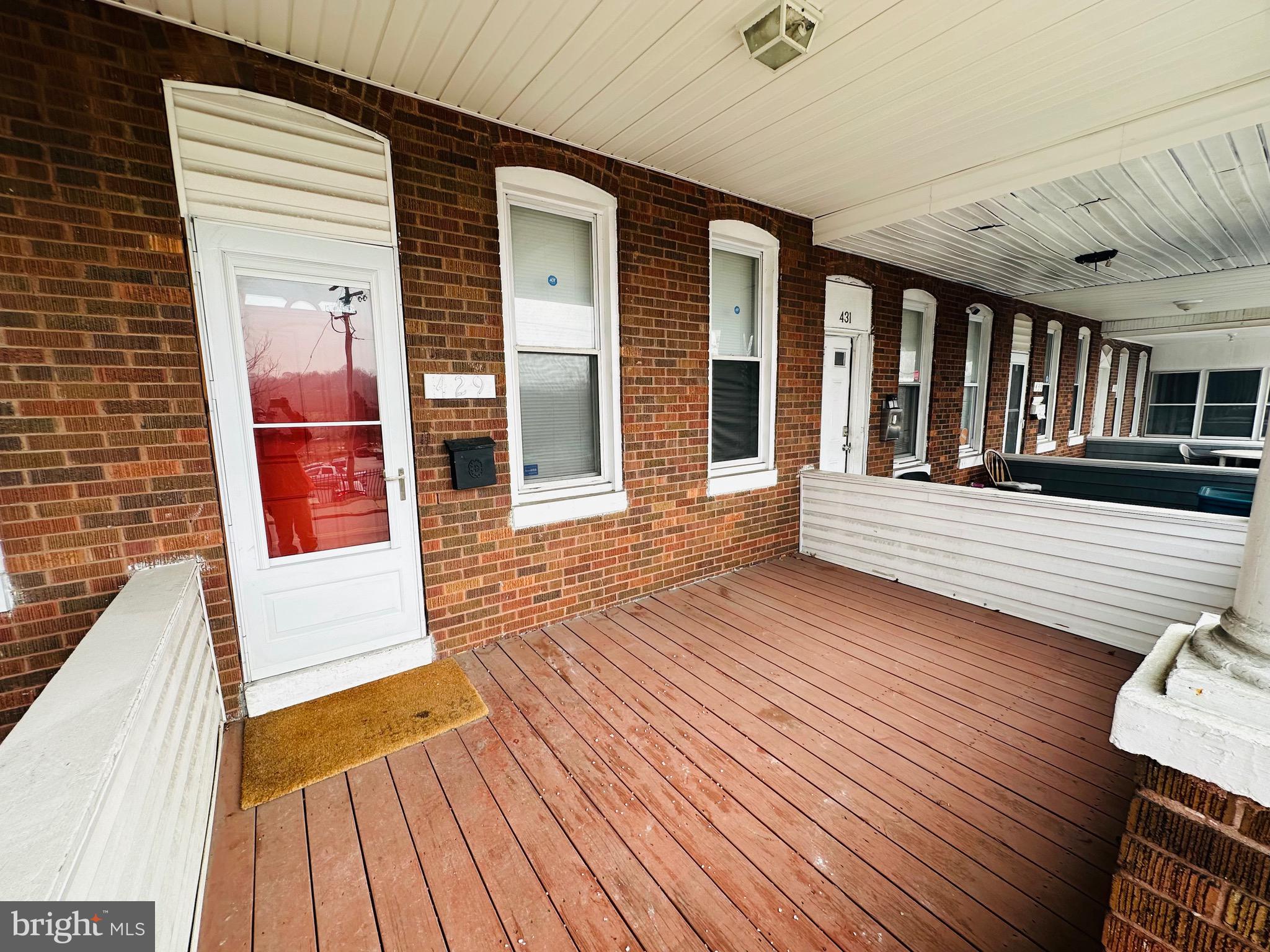 429 Yale Avenue Baltimore, MD 21229 - Photo 5 of 33 Covered front porch
