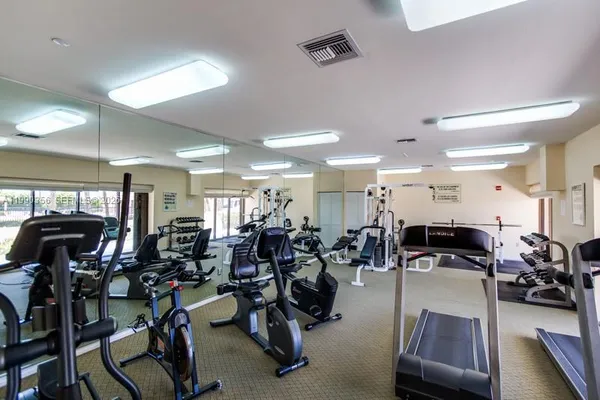 $3,300 | 2625 Collins Avenue, Unit 1403, Miami Beach, FL 33140