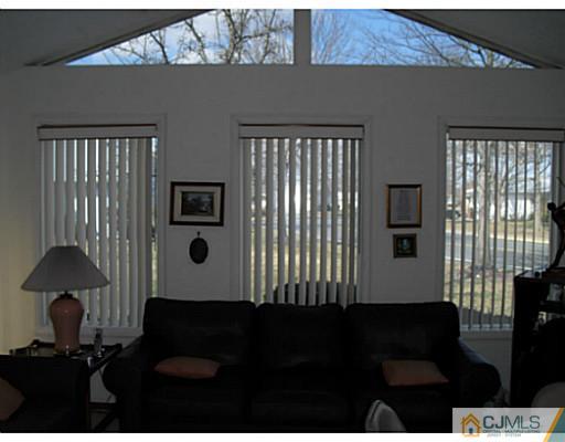 619 B Deal Road Monroe Township, NJ 08831 - Photo 8 of 16 Gallery Image 8