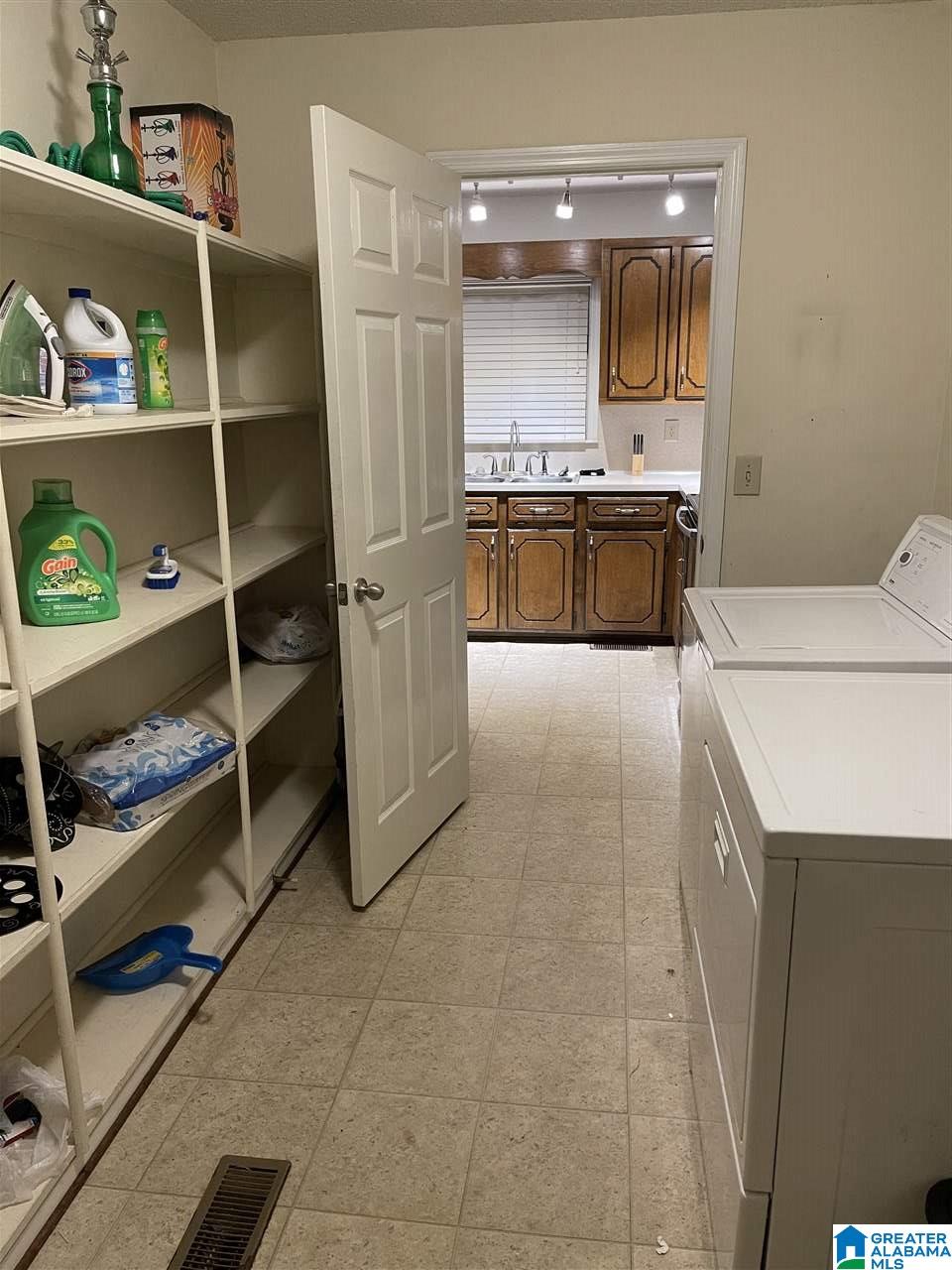 1300 Suncrest Road Bessemer, AL 35020 - Photo 12 of 25