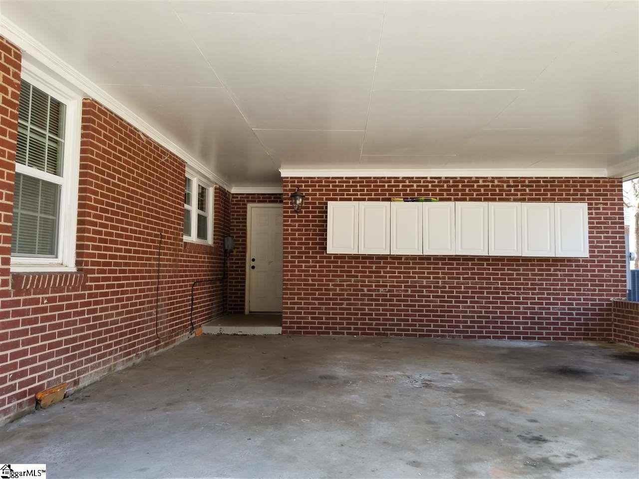 707 Spring Street Greenville, SC 29609 - Photo 5 of 32 Gallery Image 5