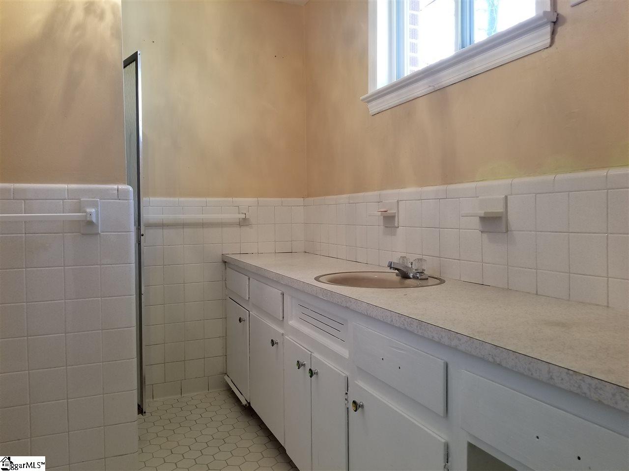 707 Spring Street Greenville, SC 29609 - Photo 7 of 32 Gallery Image 7