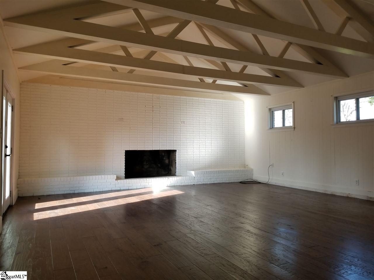 707 Spring Street Greenville, SC 29609 - Photo 8 of 32 Gallery Image 8