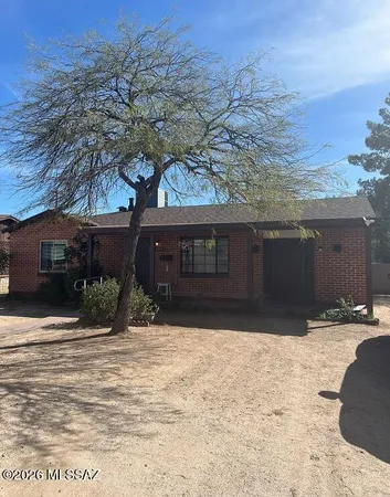 $1,695 | 2718 East 18th Street, Tucson, AZ 85716