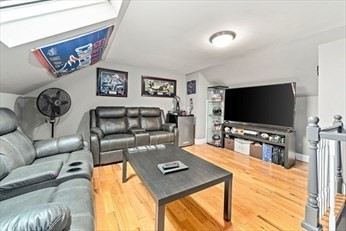 35 Wenlock Road, Unit 35 Boston, MA 02122 - Photo 8 of 13 Gallery Image 8