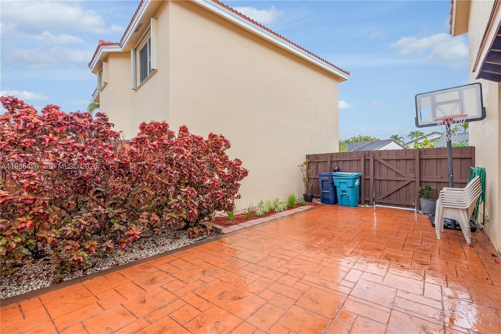 4520 Southwest 154th Court Miami, FL 33185 - Photo 22 of 50