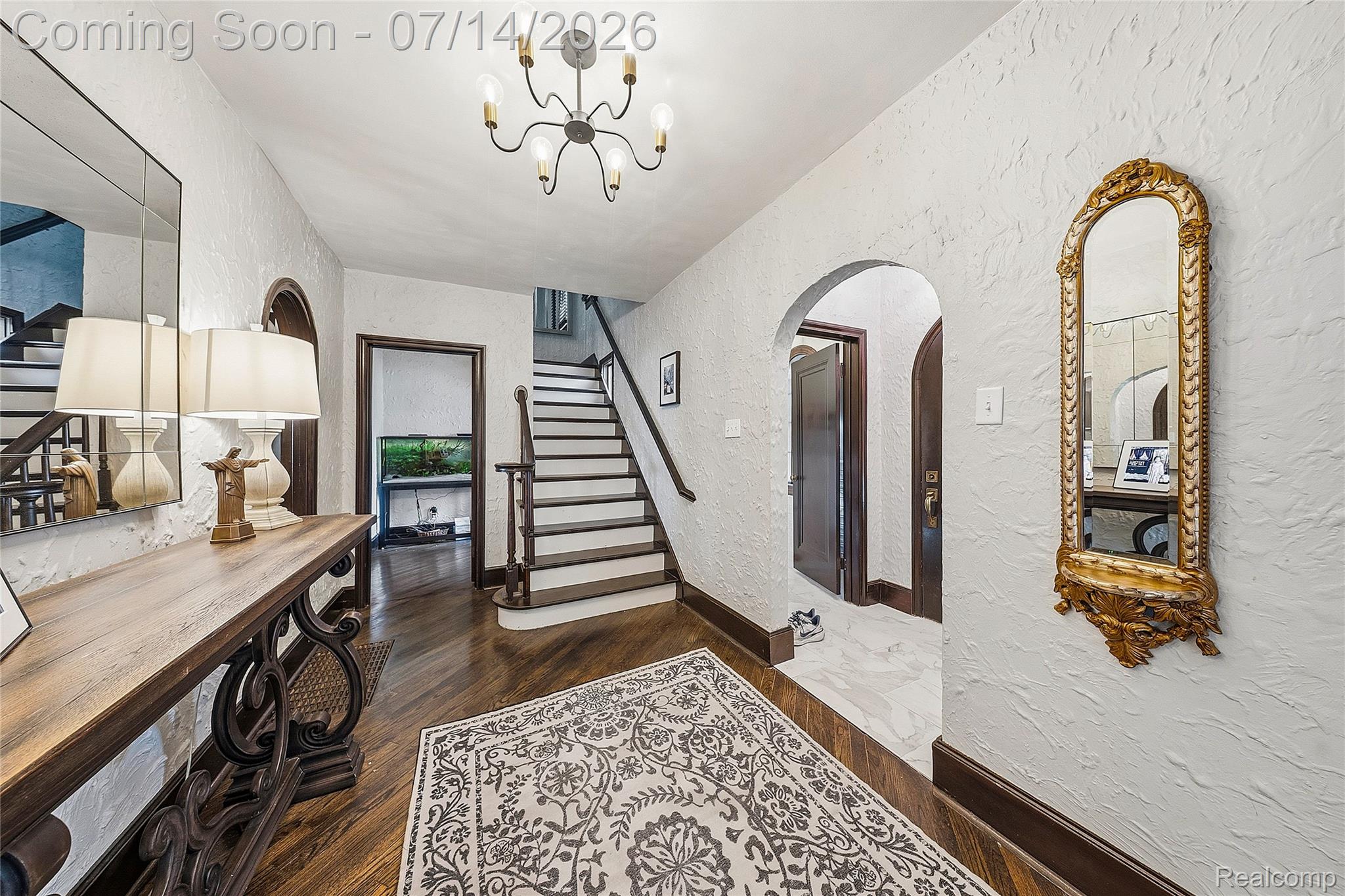 18460 Meridian Road Grosse Ile, MI 48138 - Photo 5 of 50 DSC09668.JPG